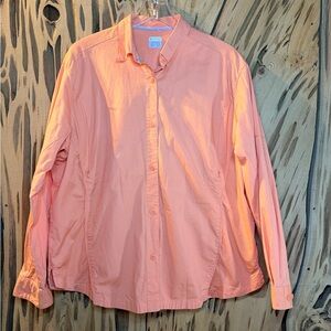 Columbia  Omni-shade Coral snap button down vented fishing shirt. Size: XXL